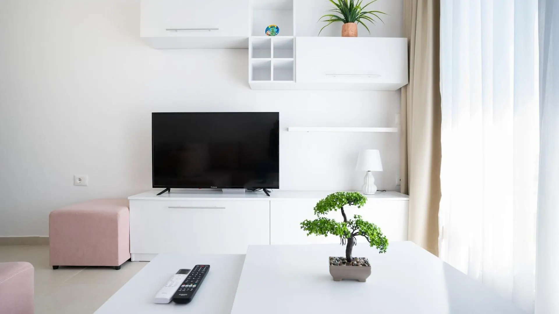 Sea View-Jb Teuta Beach Apartment - Durrs Durrës